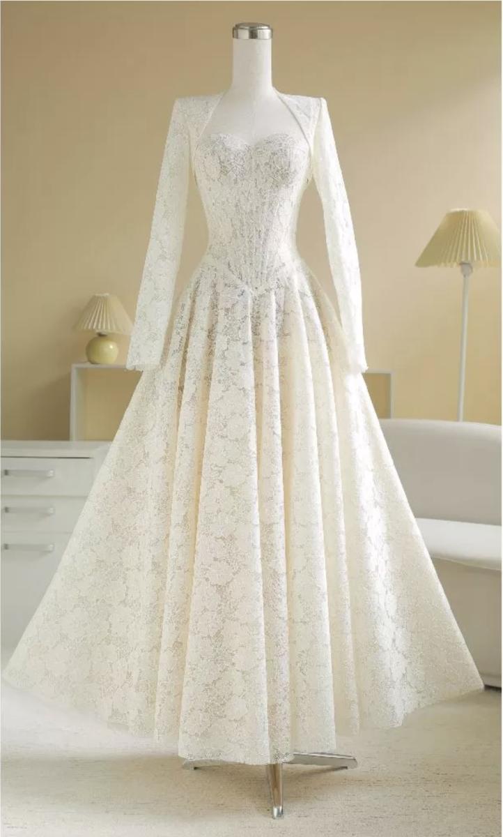 SÒ VINTAGE - OLIANA đầm ren cao cấp tay dài dáng xòe lót lưới
