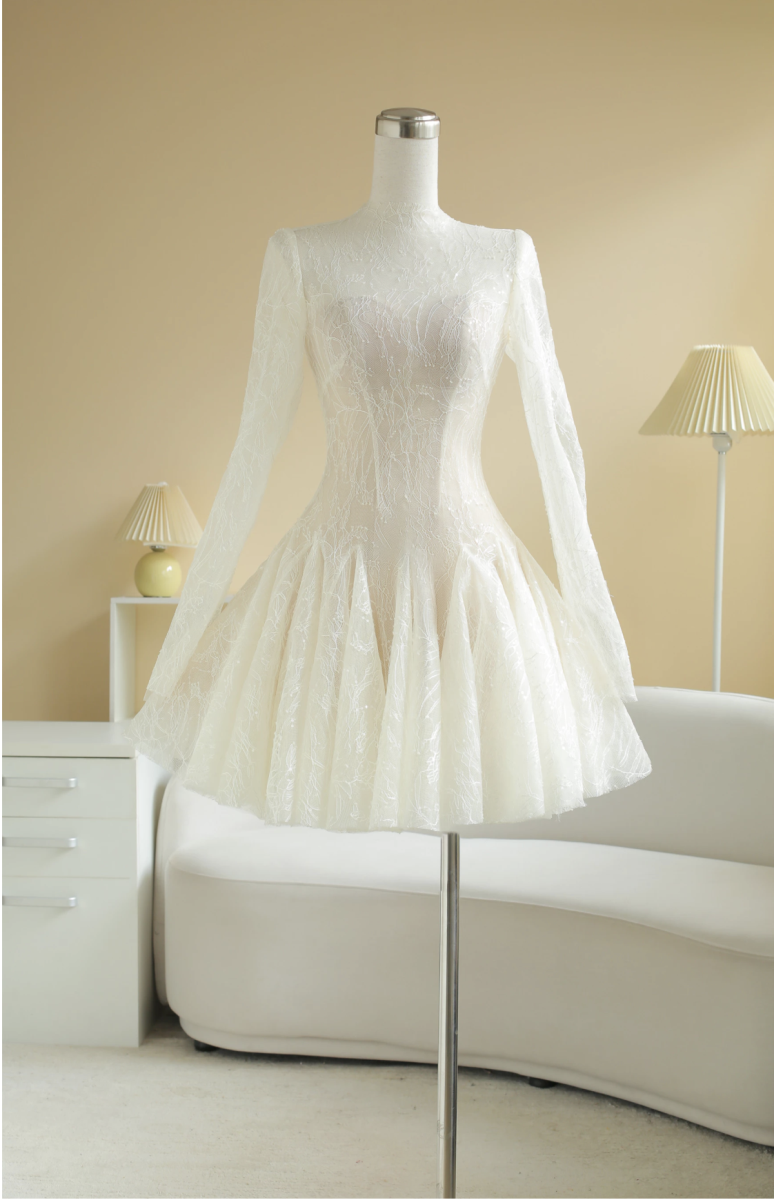 SÒ VINTAGE - VELIANA đầm ren kim sa lót lưới tay dài